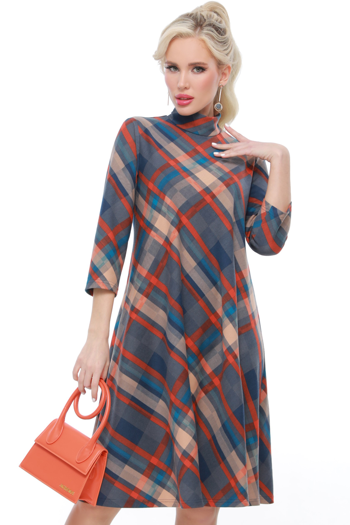 

Платье женское DSTrend Особенно актуально разноцветное 44 RU, Разноцветный, Особенно актуально