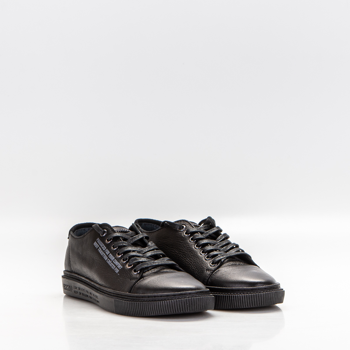 

Кеды мужские Lauf! 8172 black черные 42 RU, 8172 black