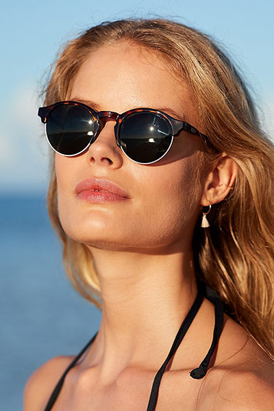фото Женские солнцезащитные очки minoaka, черный, one size roxy