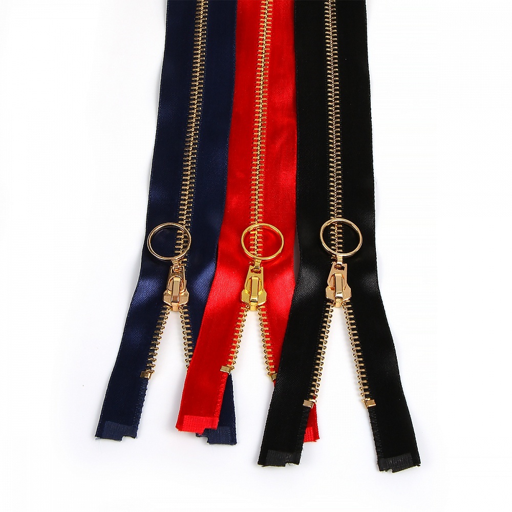 

MaxZipper металл, №5 золото, атласная тесьма, 50 см, 3 цвета х 4 шт, металл, №5 золото, атласная тесьма, 50 см, 3 цвета х 4 шт