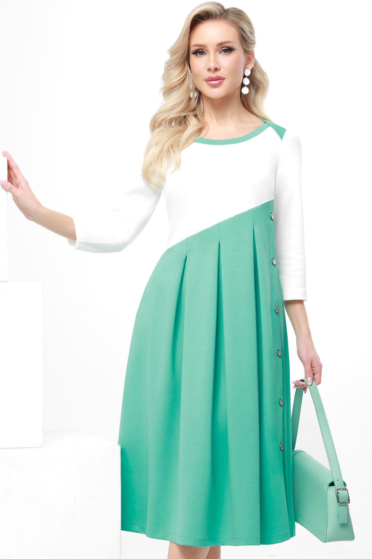 Платье женское DSTrend Исполнить мечту зеленое 44 RU