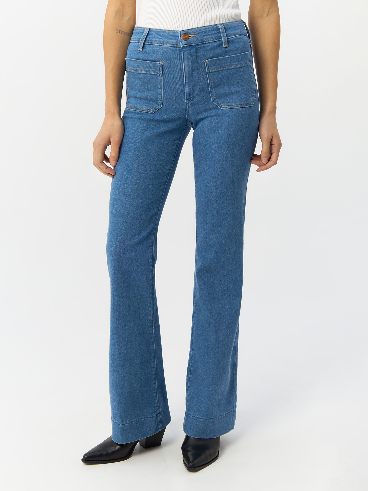 

Джинсы женские Wrangler 112332418 синие 27/34, Синий, 112332418