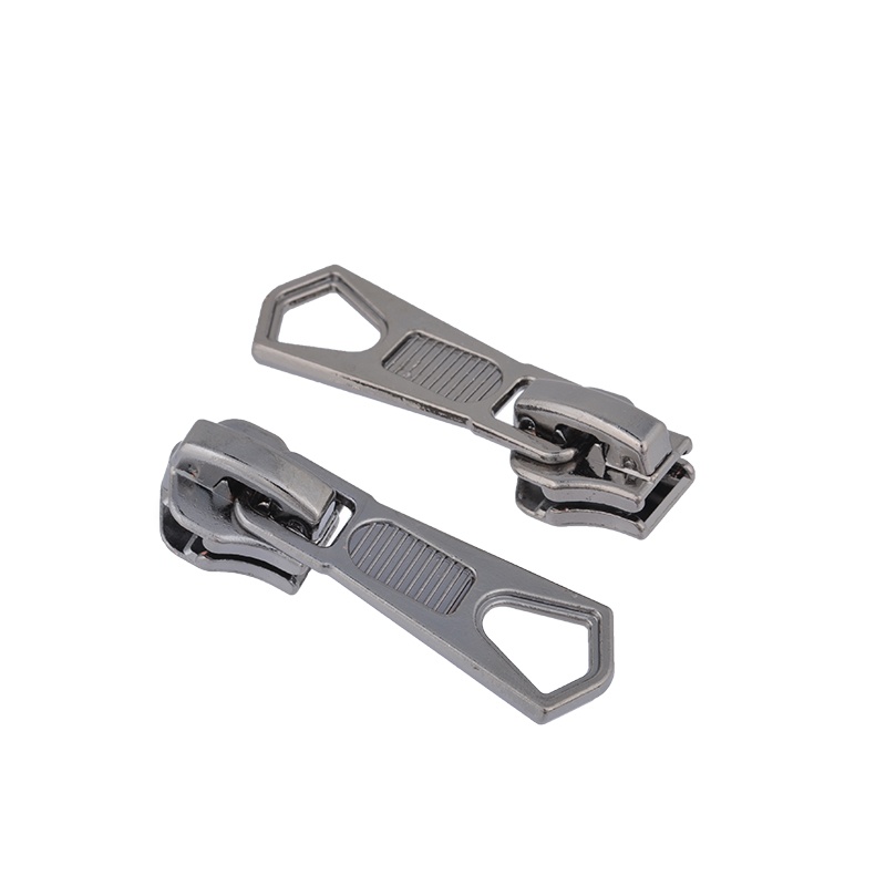 

MaxZipper тип 8, цвет черный никель, 10 шт, тип 8, цвет черный никель, 10 шт