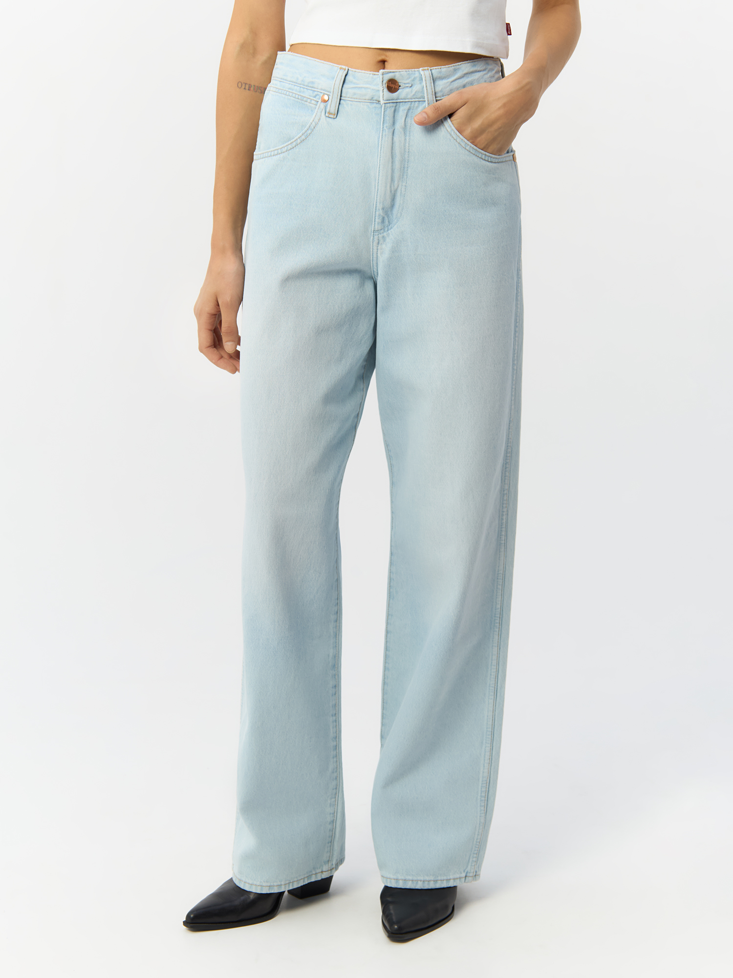 

Джинсы женские Wrangler 112332323 голубые 32/32, Голубой, 112332323