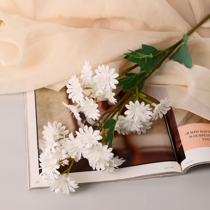 

Poetry in flowers Цветы искусственные "Хризантема" премиум, 3,5х62 см, белый