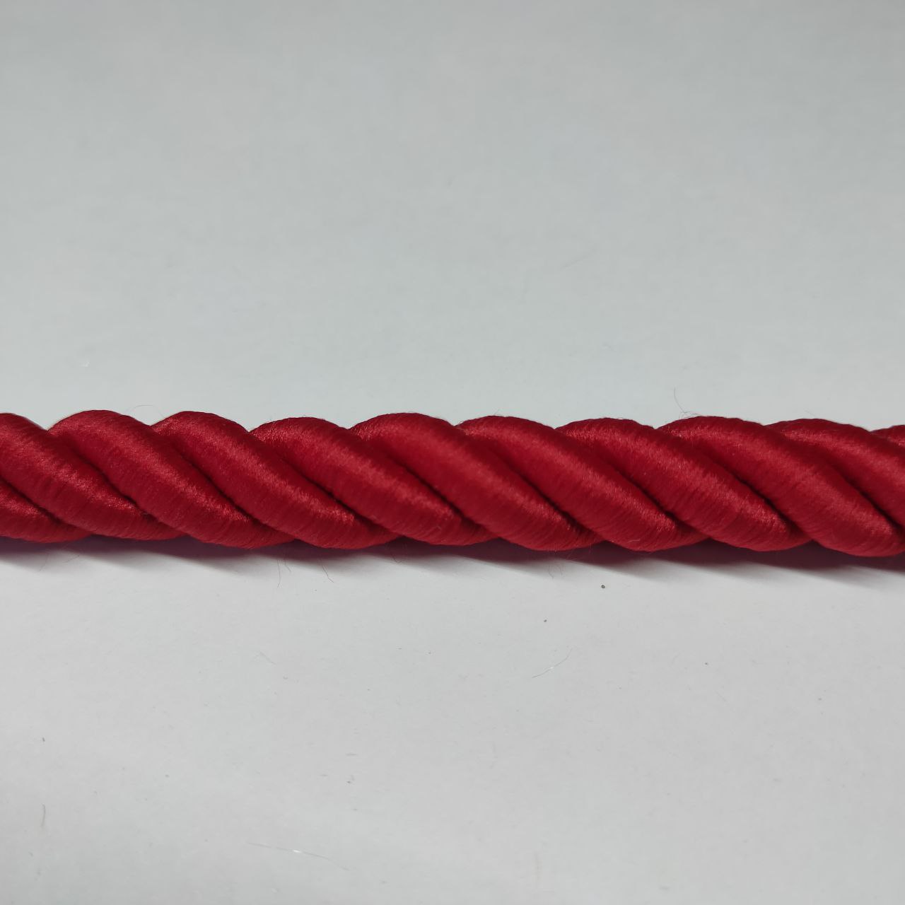 

Шнур декоративный idealtex Ш-24-10.0, длина 24 м, диаметр 12 мм, Красный, 10.0