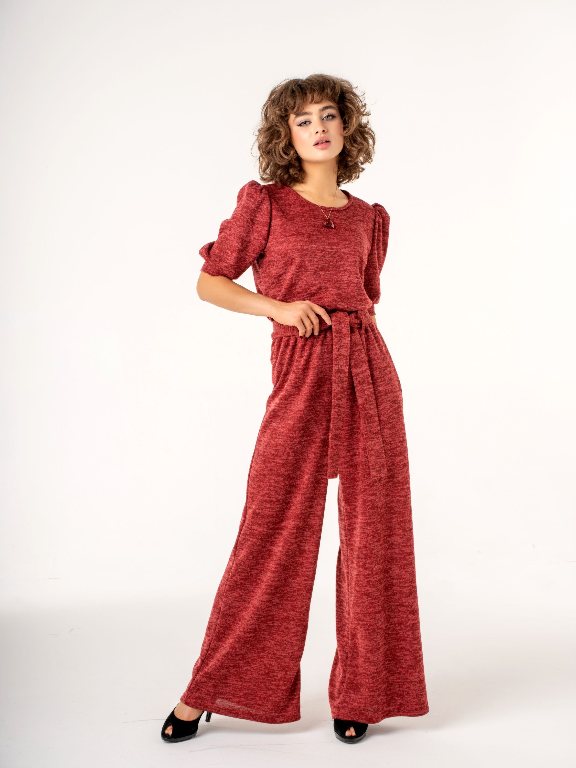 

Костюм женский Zone16 Lightness красный XS, Lightness