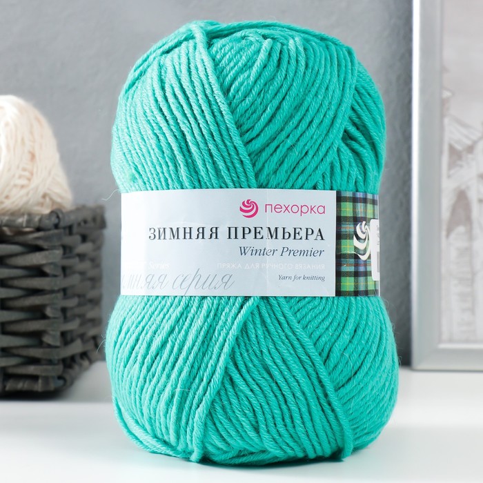 

Пряжа "Зимняя премьера" 50%меринос.шерсть, 50% акрил объёмный 150м/100гр (1407-Изумрудный, Зеленый, Пряжа для вязания "Зимняя премьера"