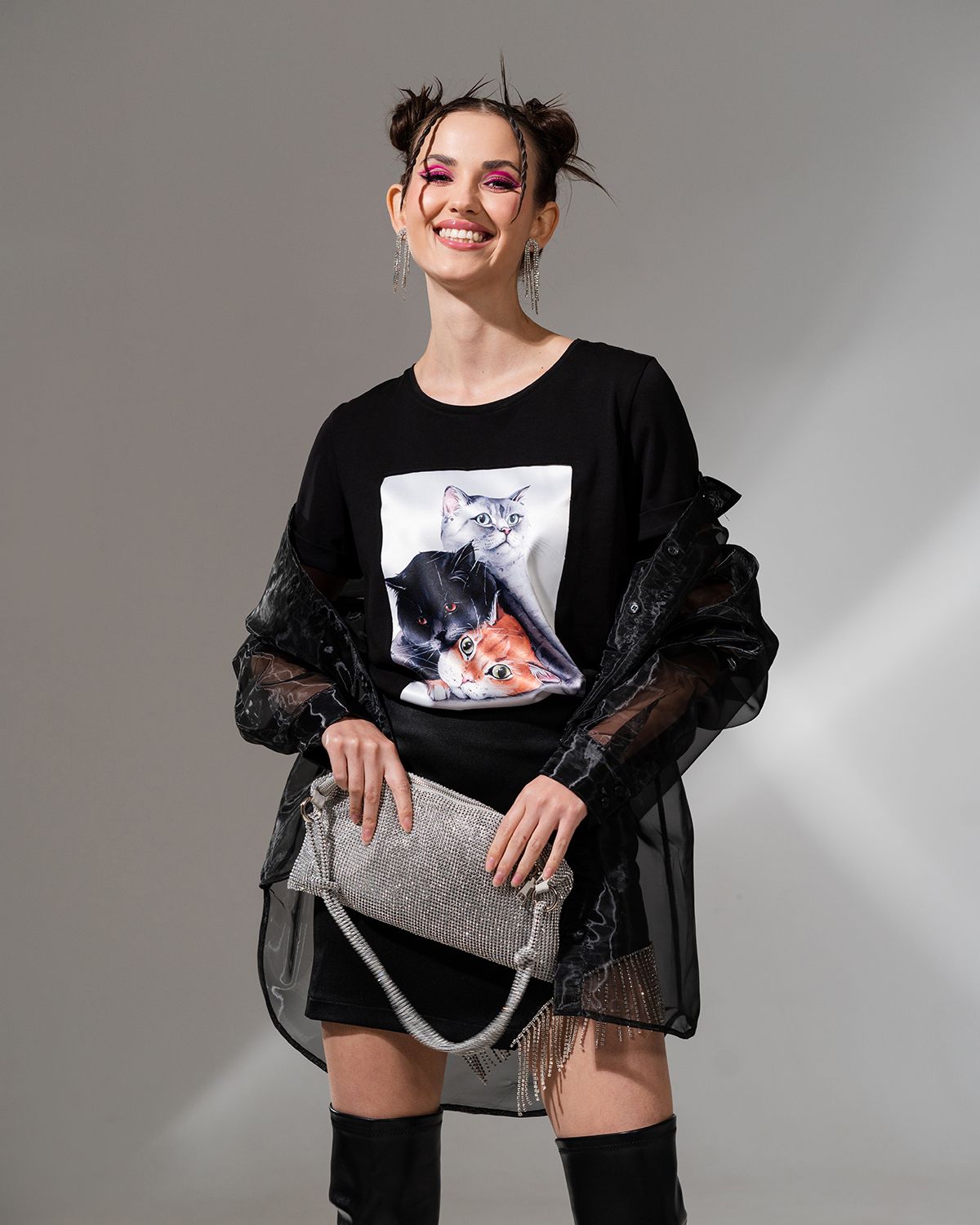 

Футболка женская SAHAR Art lab OFSK черная L, Черный, OFSK