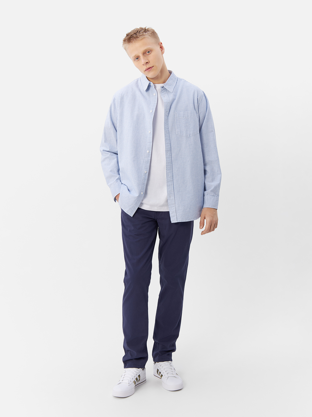 

Брюки мужские Wrangler W1C0FUX7M синие 31/32, Синий, W1C0FU