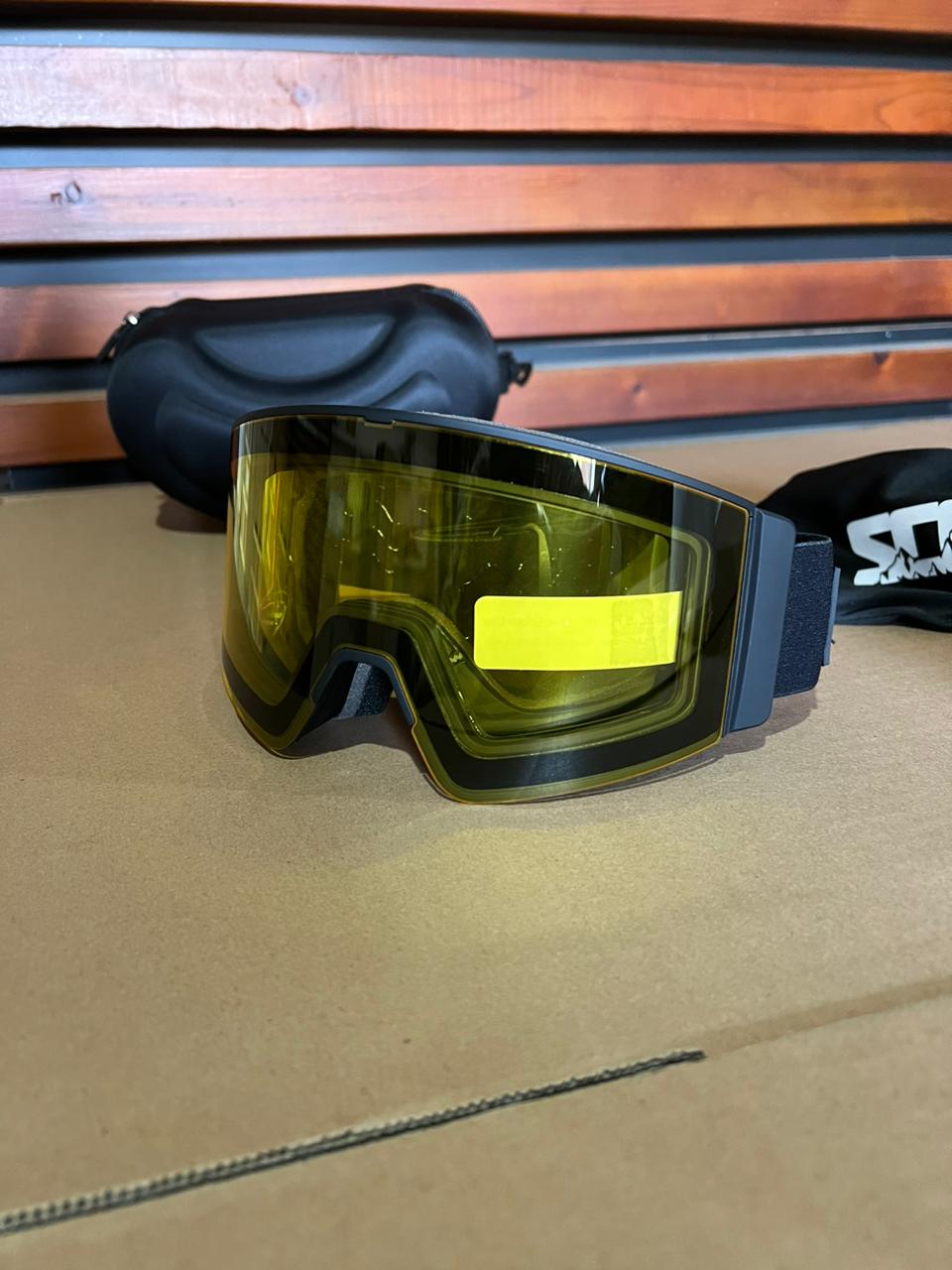 Очки снегоходные с магнитной линзой и подогревом Scout Accu Heated Goggles Black