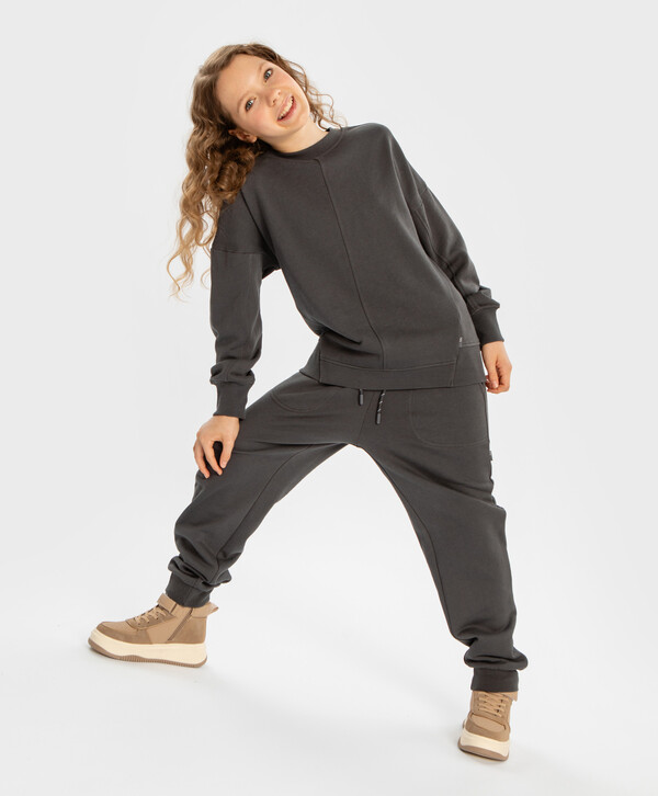 

Джоггеры с поясом на резинке серые для девочки Button Blue, 146, 224BBGJC5608, Серый, 224BBGJC5608