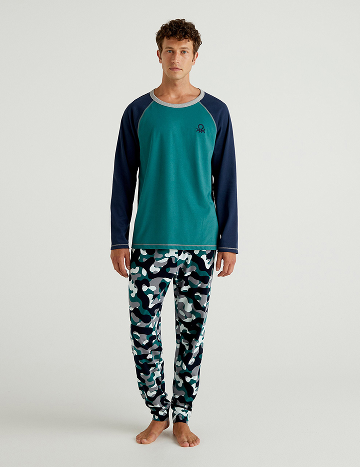 

Пижама мужская United Colors of Benetton 21A_3I8X4P2GT разноцветная L, 21A_3I8X4P2GT
