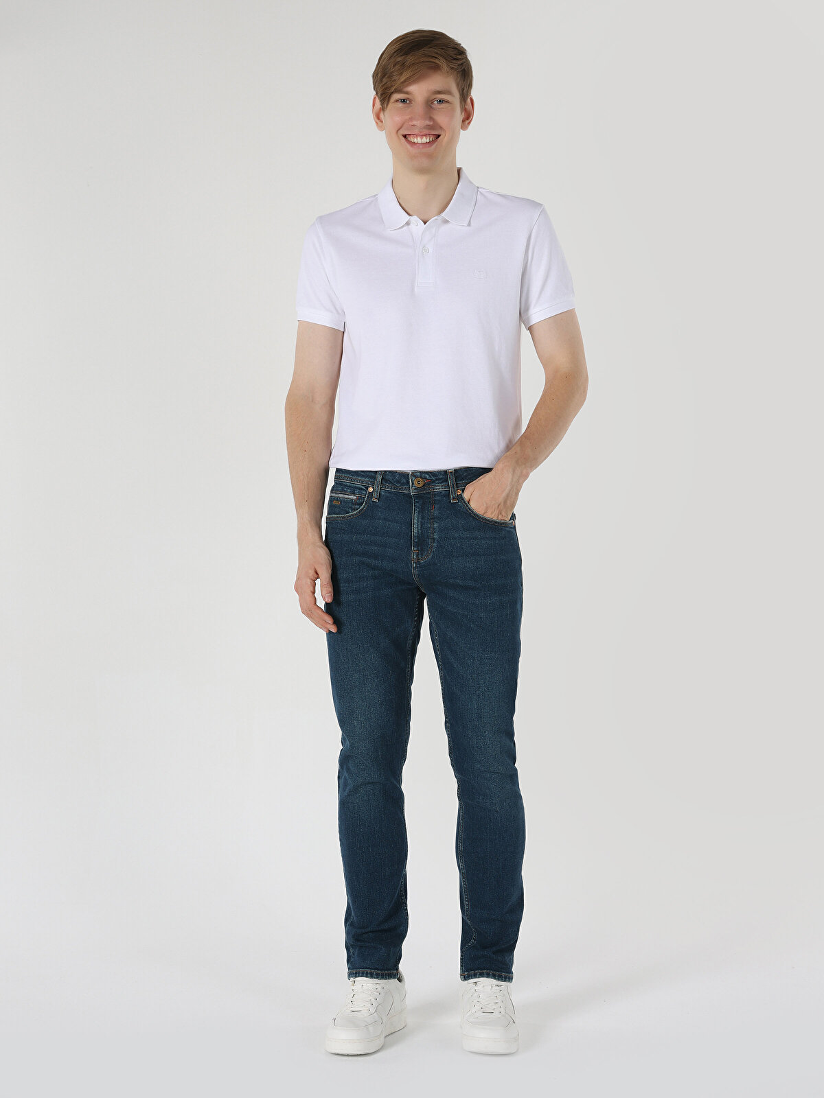 

Джинсы мужские Colin's CL1062406_Q1.V1_DN01617 голубые 34-32, CL1062406_Q1.V1_DN01617