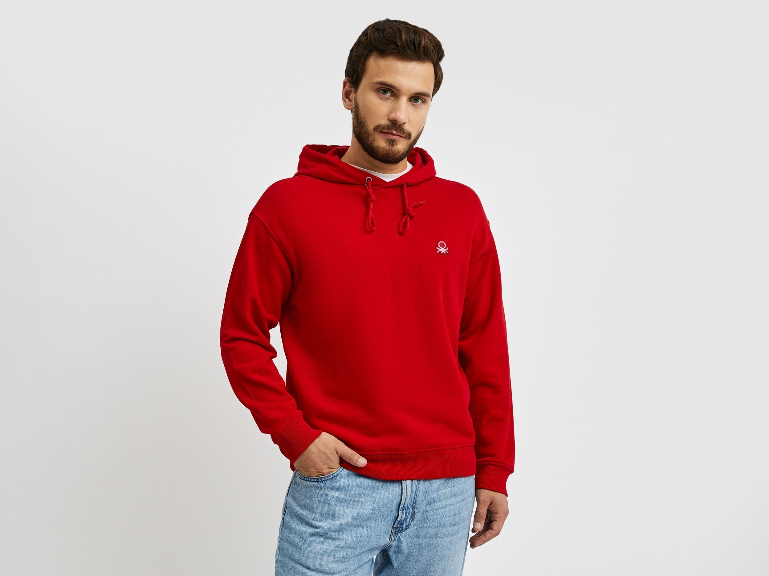 

Толстовка мужская United Colors of Benetton 21A_3J68J2232 красная L, 21A_3J68J2232
