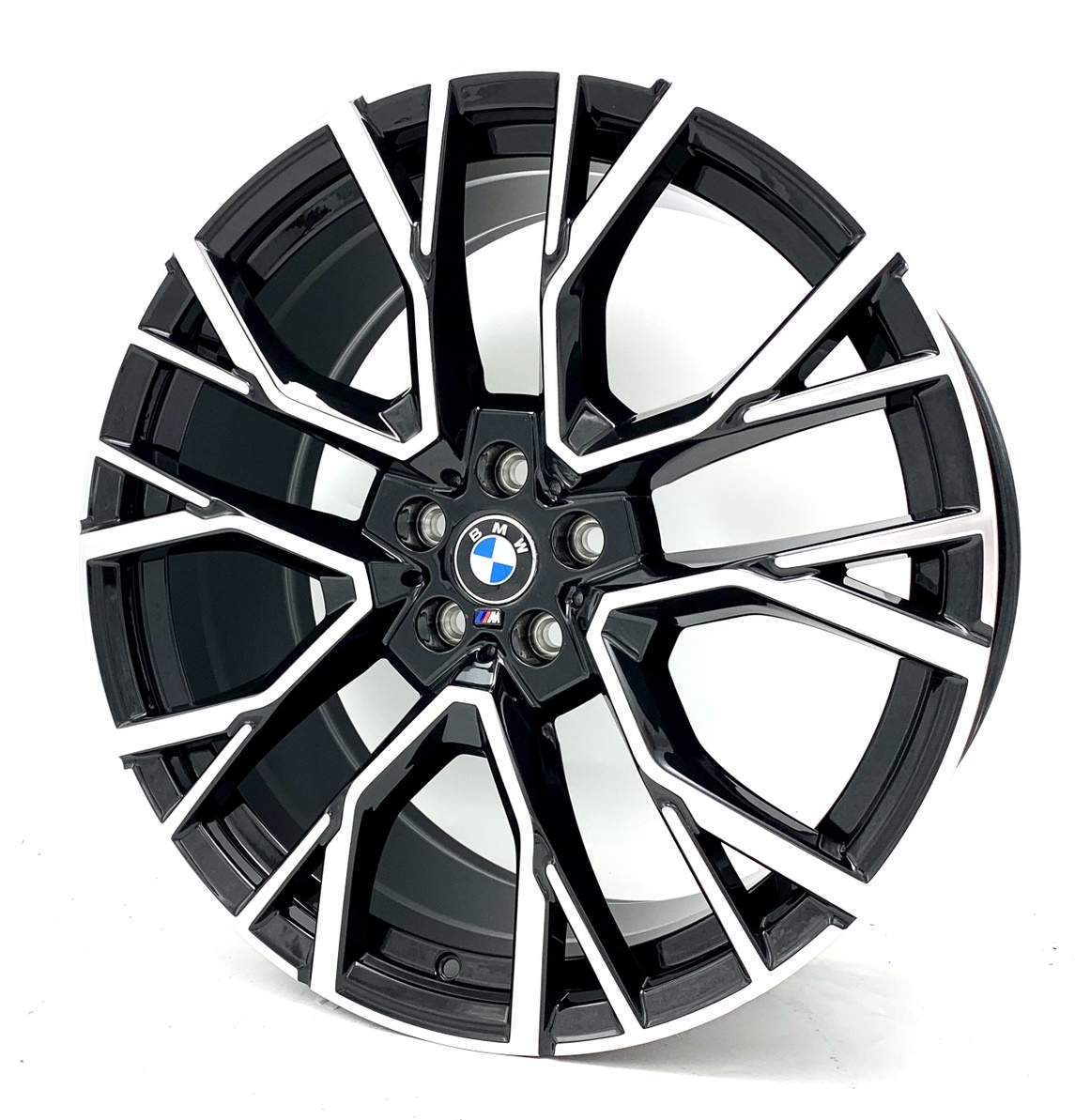 

Колесный диск BK 5769 9.5x22/5x112 D66.6 ET30 MB, Черный;серебристый