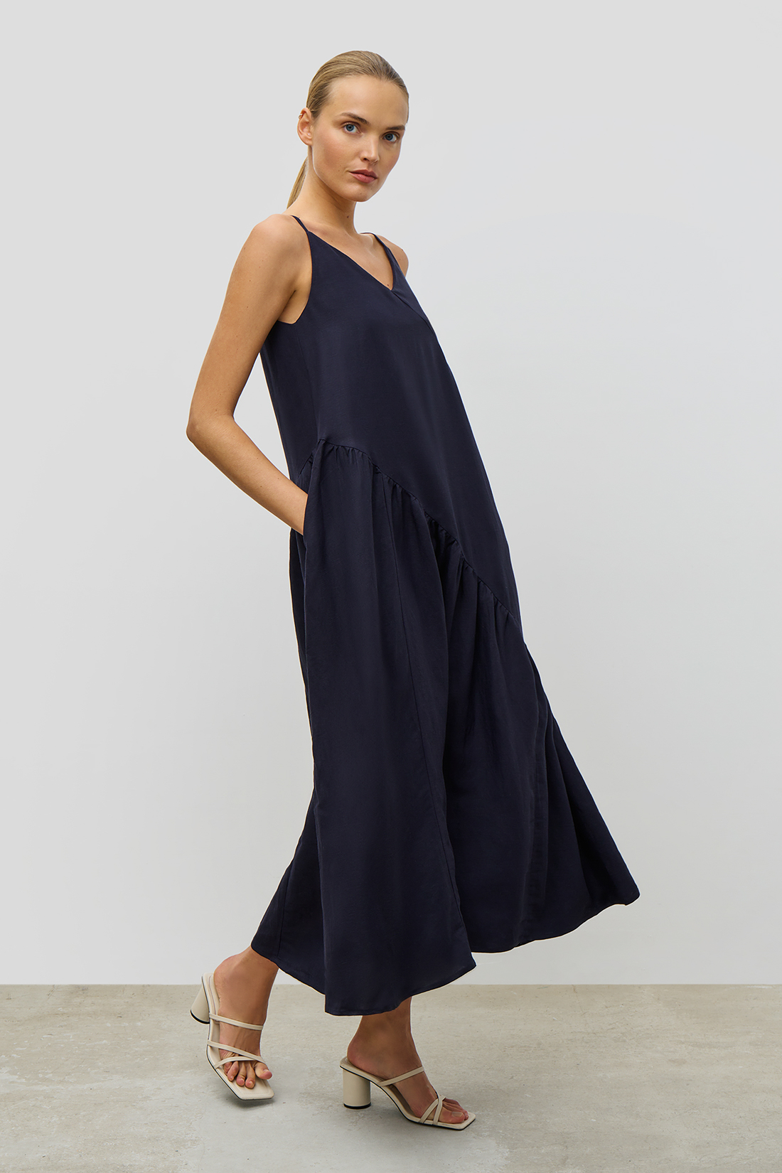 Платье женское Baon B4623002 синее XL