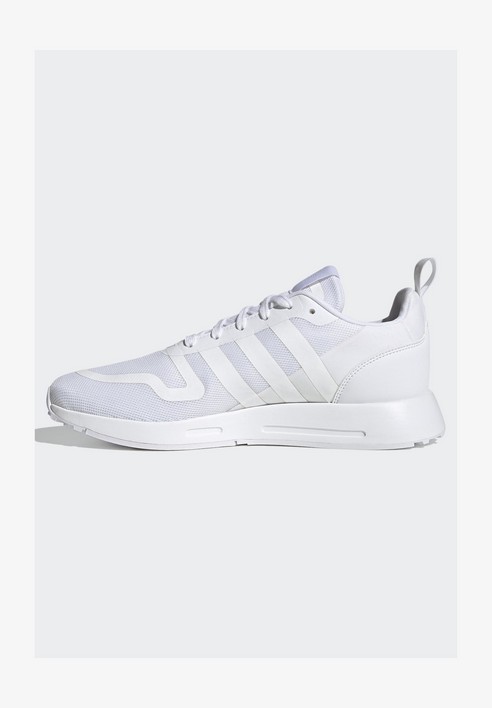 

Кроссовки женские Adidas Sportswear Multix Unisex белые 36 EU (доставка из-за рубежа), Белый, Multix Unisex