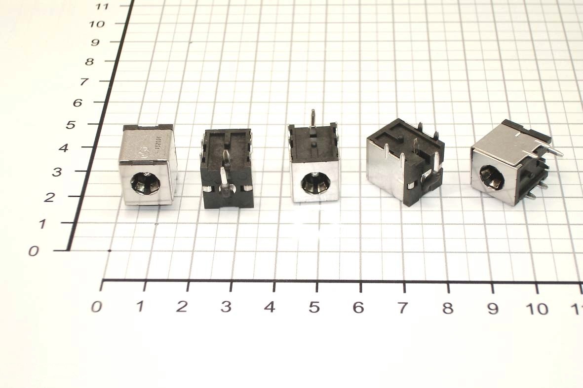 

Разъем Vbparts (10013775V)
