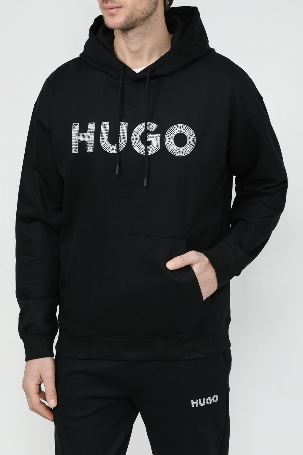 Худи мужское HUGO 50509975 черное XL 13990₽