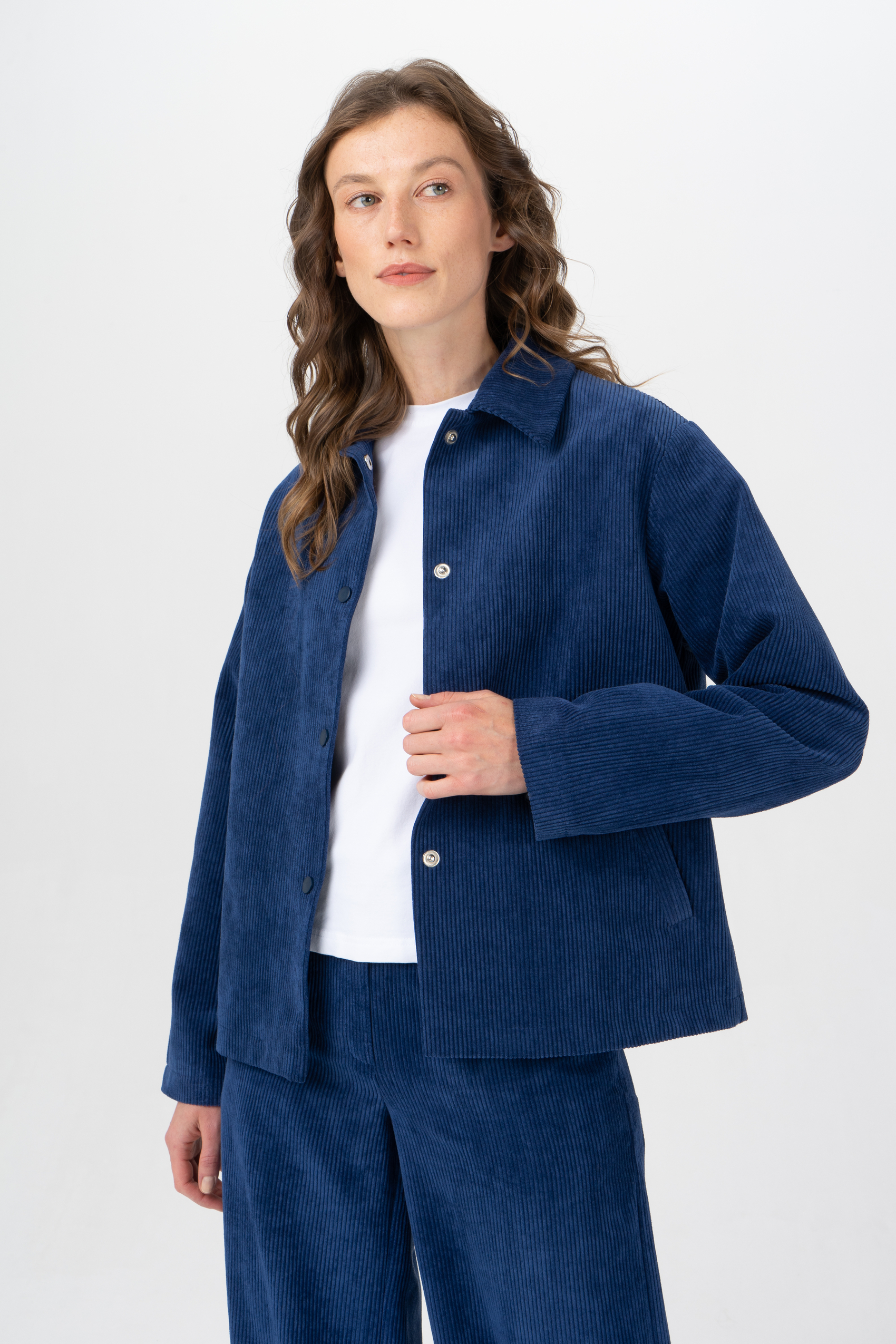 

Пиджак женский Ennergiia AW23-V01 синий 46 RU, AW23-V01