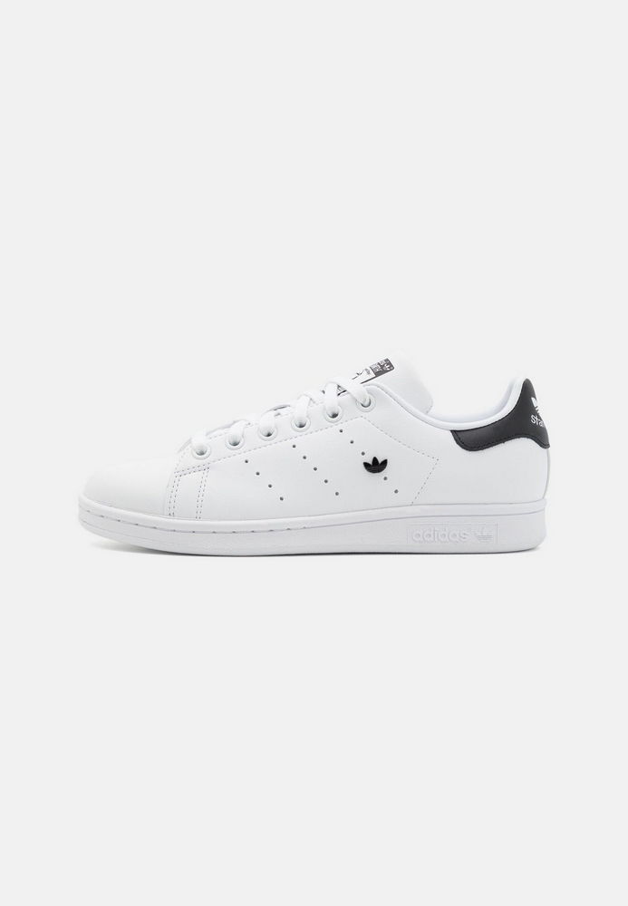 

Кеды женские Adidas Originals AD111A2G0 белые 41 1/3 EU, Белый, AD111A2G0