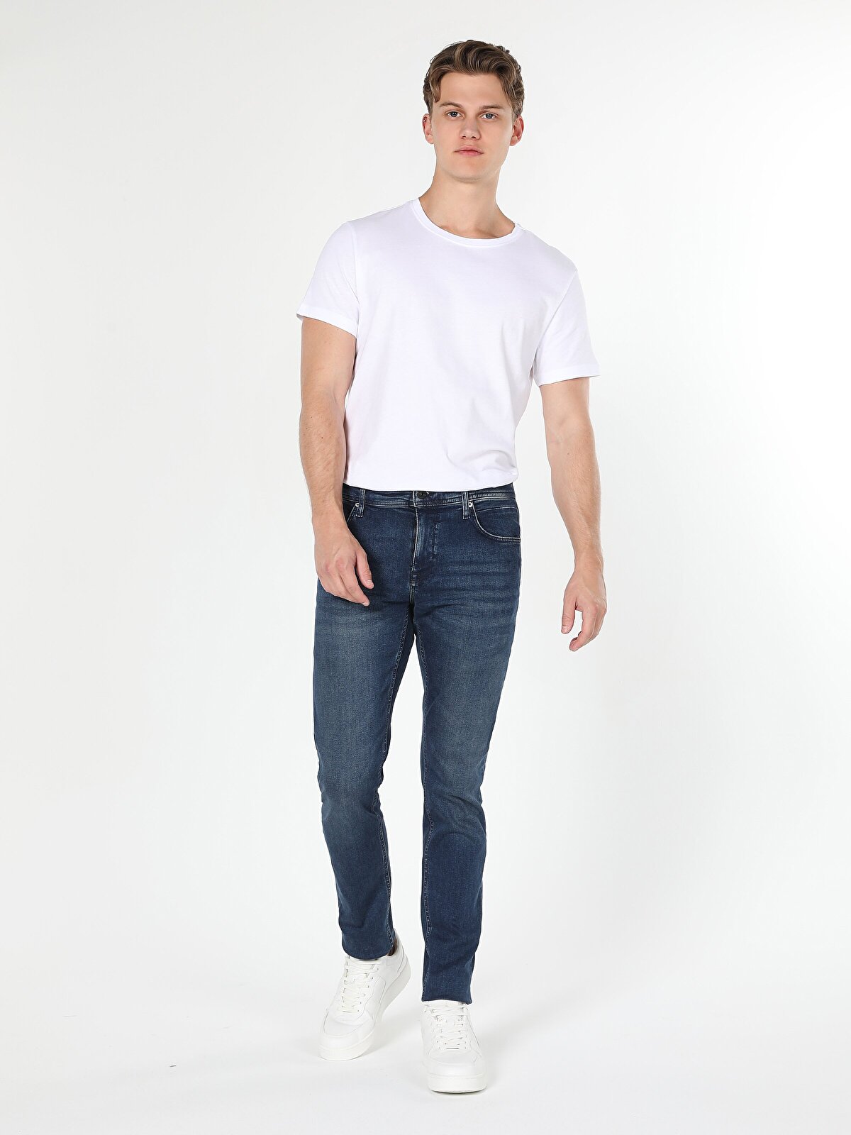 

Джинсы мужские Colin's CL1063366_Q1.V1_DN42481 черные 30-32, CL1063366_Q1.V1_DN42481