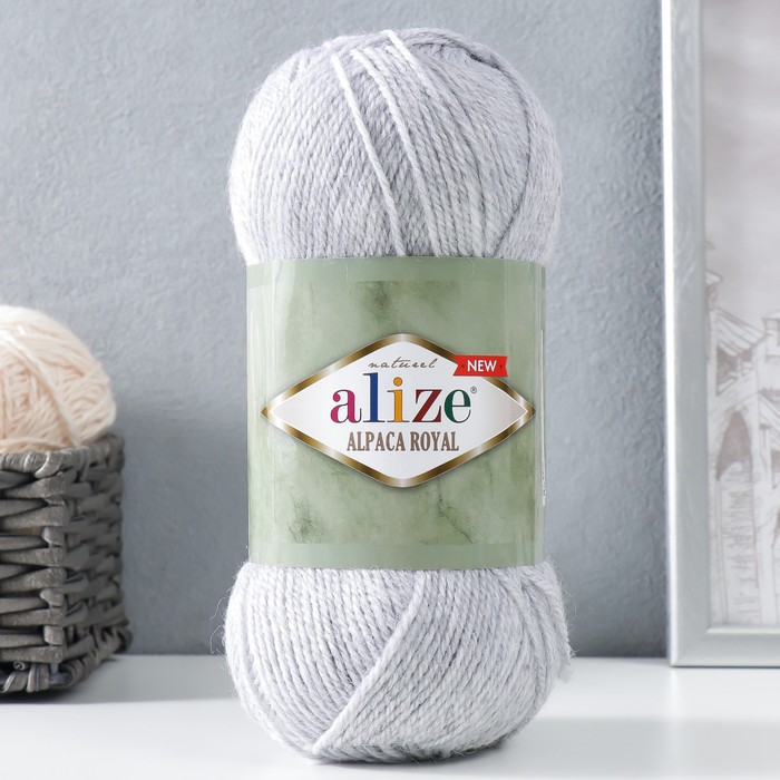 

Пряжа Alize Alpaca Royal New 15% альпака, 30% шерсть, 55% акрил 250м/100гр 684