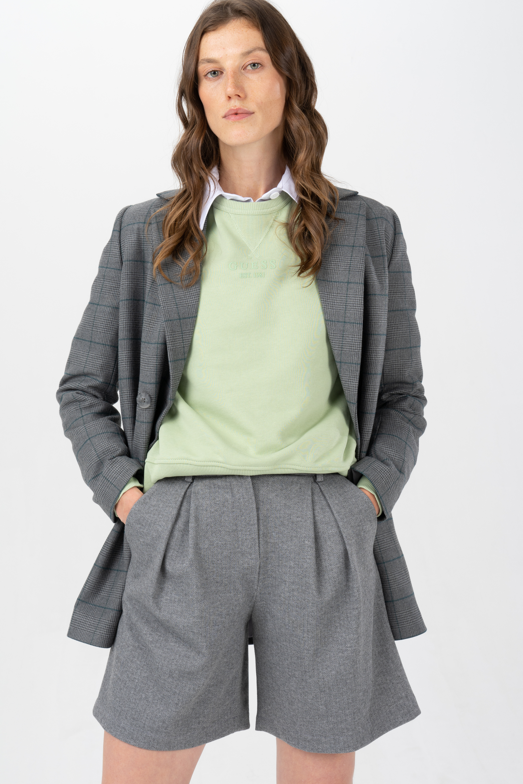 

Шорты женские Ennergiia AW23-SH09 серые 44 RU, AW23-SH09