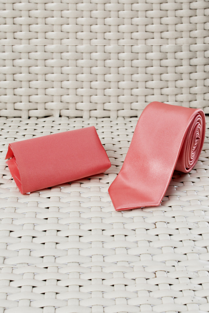 

Галстук мужской DeepSEA RUBEY1901731, бордовый (доставка из-за рубежа), RUBEY1901731