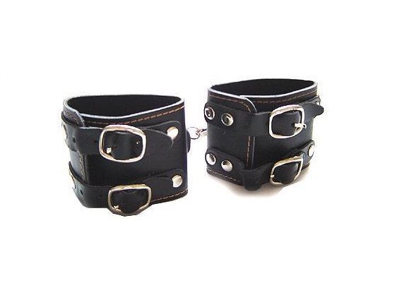 Манжеты Пикантные штучки с ремешками черные