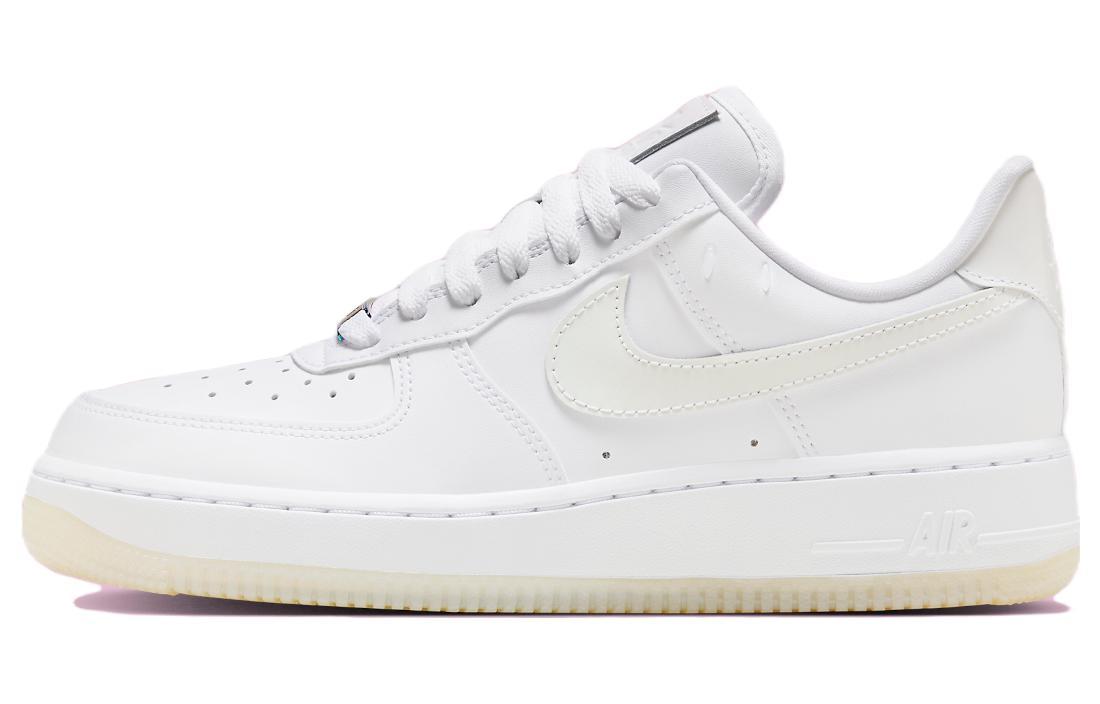 

Кеды унисекс Nike Air Force 1 Low UV белые 37.5 EU, Белый, Air Force 1 Low UV
