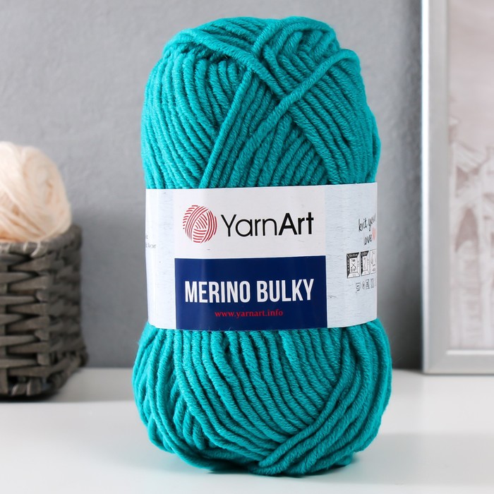 

Пряжа Merino bulky 25% шерсть 75% акрил 100м/100гр (11448 изумруд)