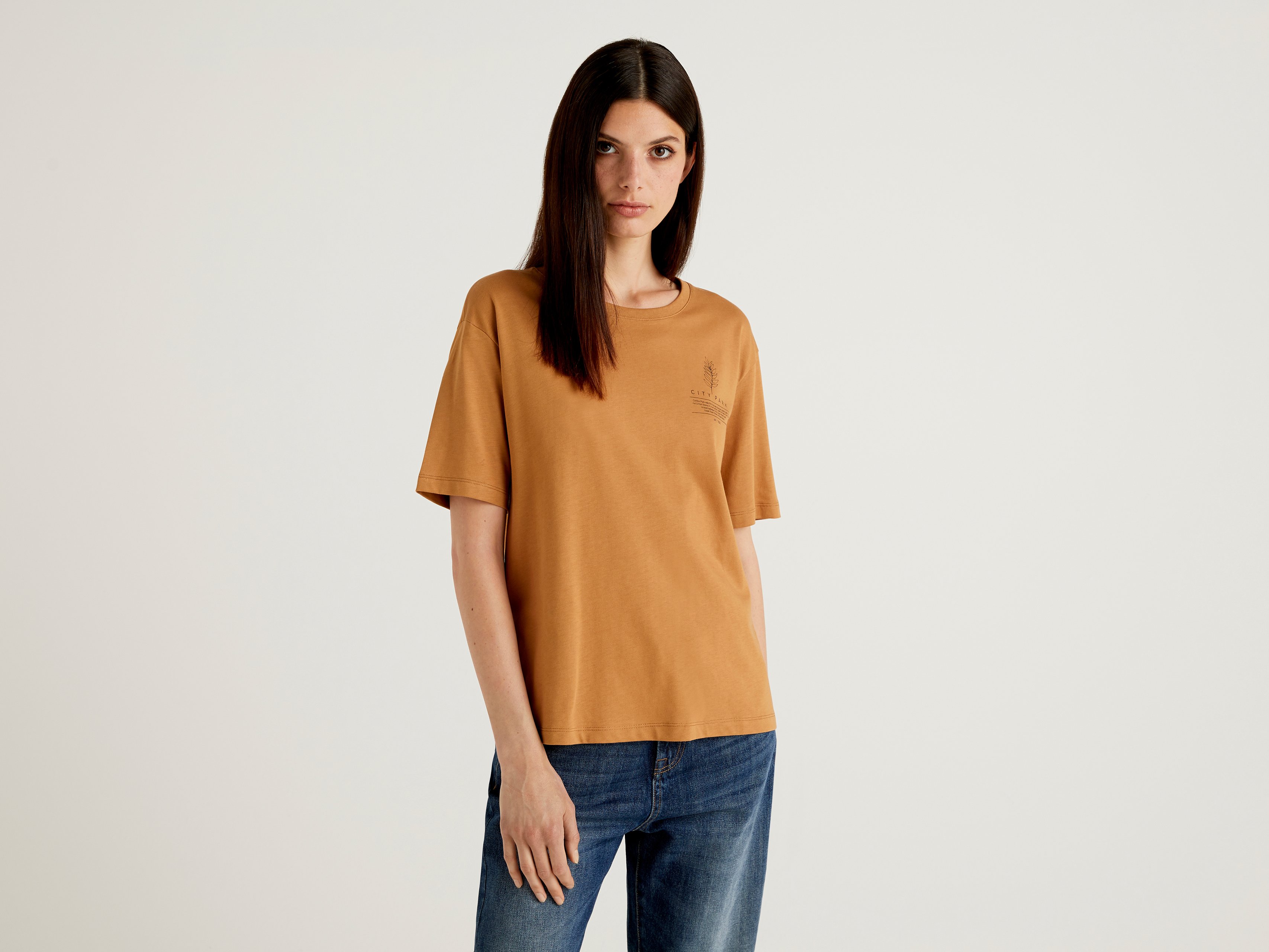 

Футболка женская United Colors of Benetton 21A_3MI5E1AH8 коричневая XL, 21A_3MI5E1AH8