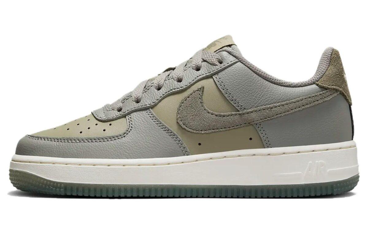 

Кеды унисекс Nike Air Force 1 Low GS серые 37.5 EU, Серый, Air Force 1 Low GS