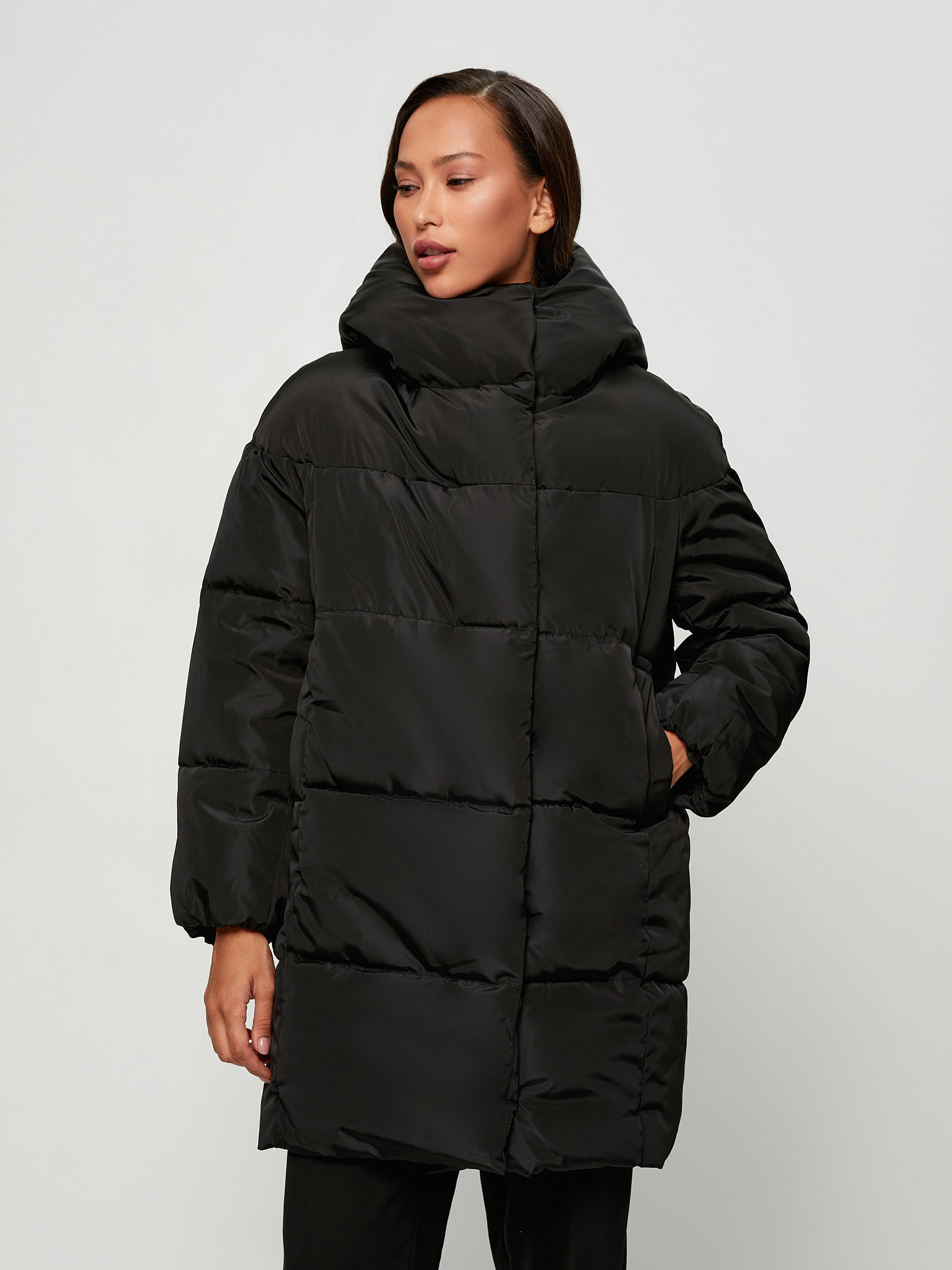 

Куртка женская ZARINA 2369430130-50 черная L, 2369430130-50