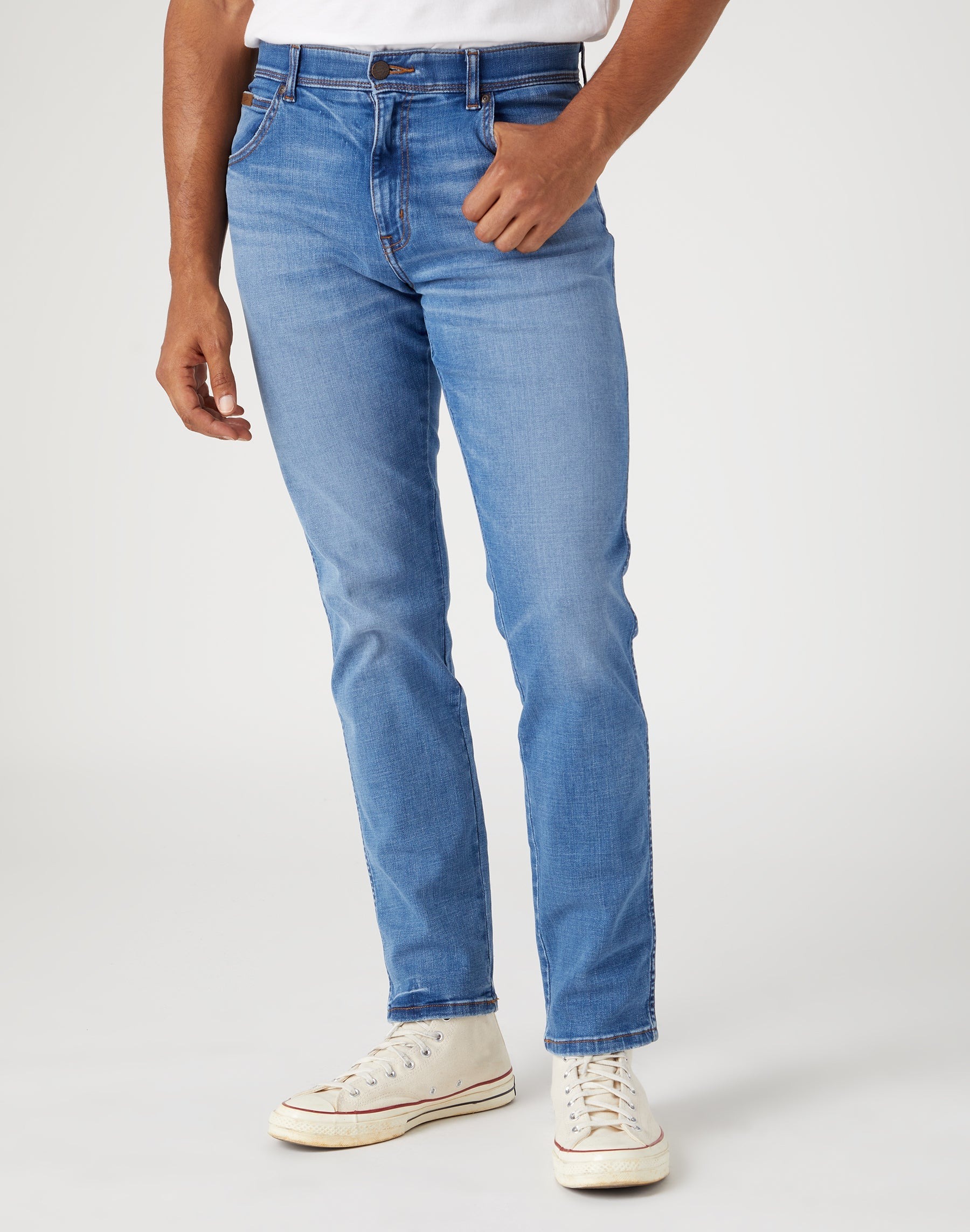 

Джинсы мужские Wrangler W12SCSZ84 голубые 36/30, Голубой, W12SCSZ84