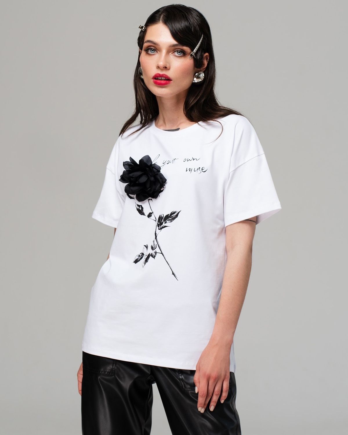 

Футболка женская SAHAR Art lab OFD белая 52-54 RU, Белый, OFD