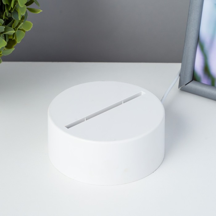 

RISALUX Основание светильника LED 3 режима 3000-6000К USB белый 9,5х9,5х4 см