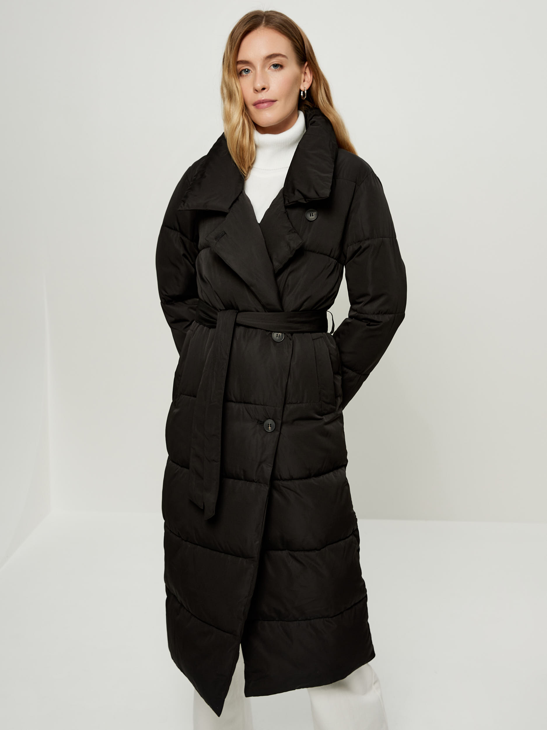 

Пальто женское ZARINA 2460428128-50 черное M, 2460428128-50