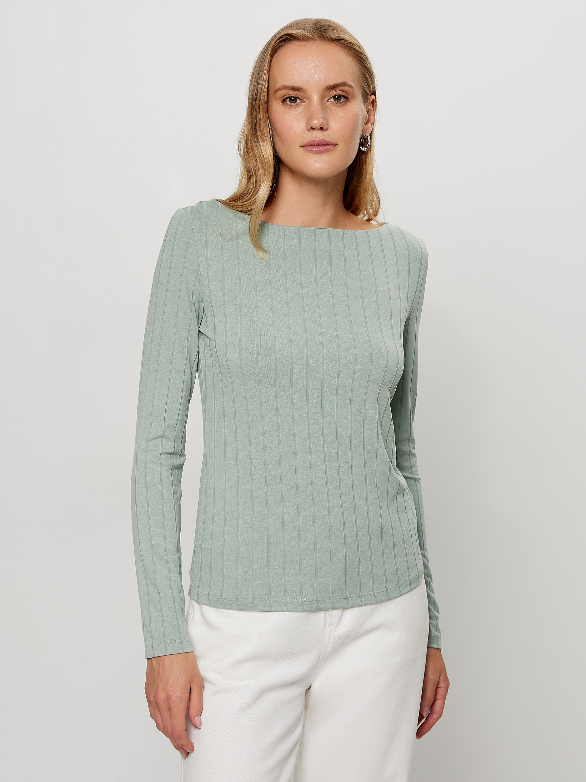 

Джемпер женский ZARINA 2369510410-19 зеленый S, 2369510410-19
