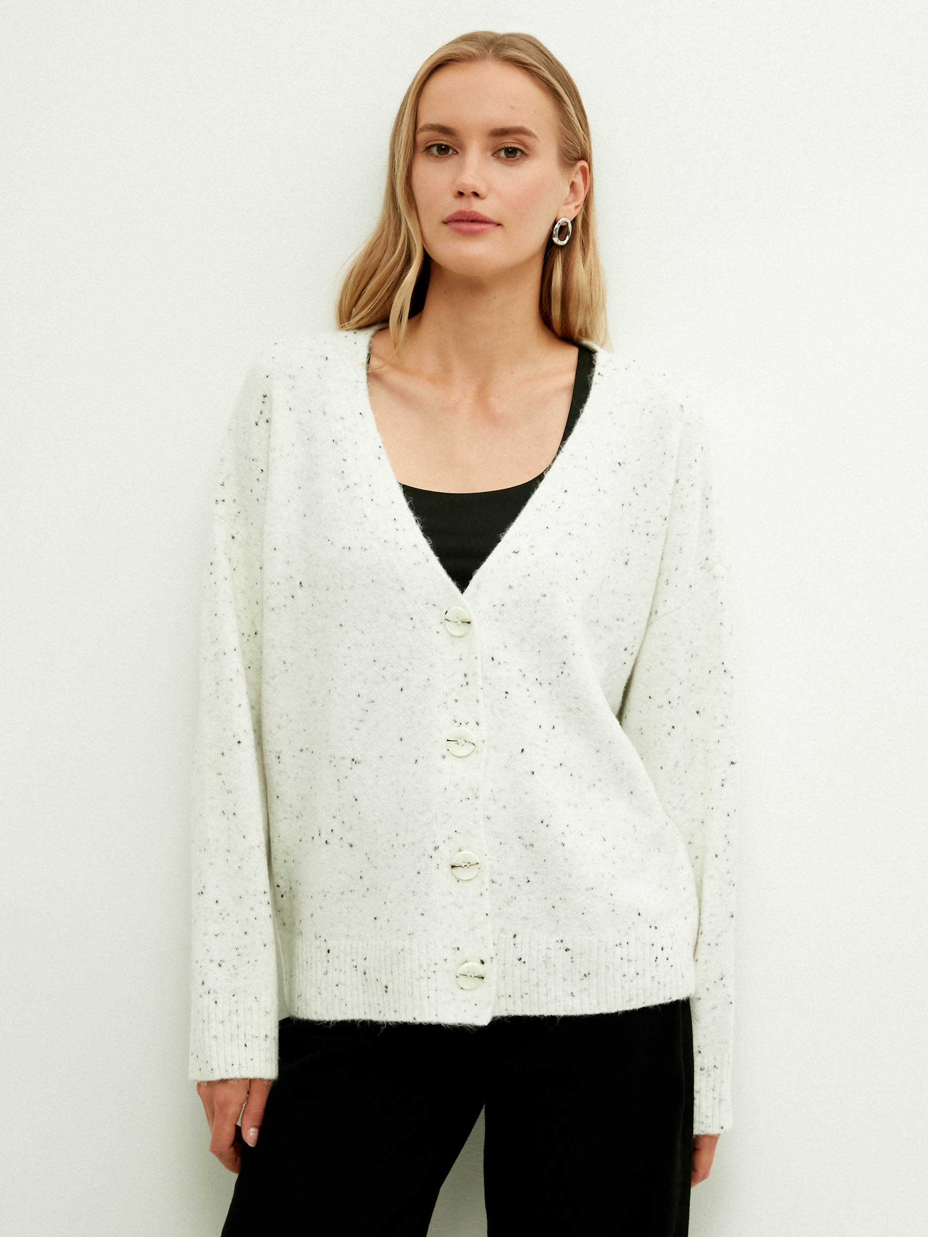 

Кардиган женский ZARINA 2460684866-2 белый XS, 2460684866-2