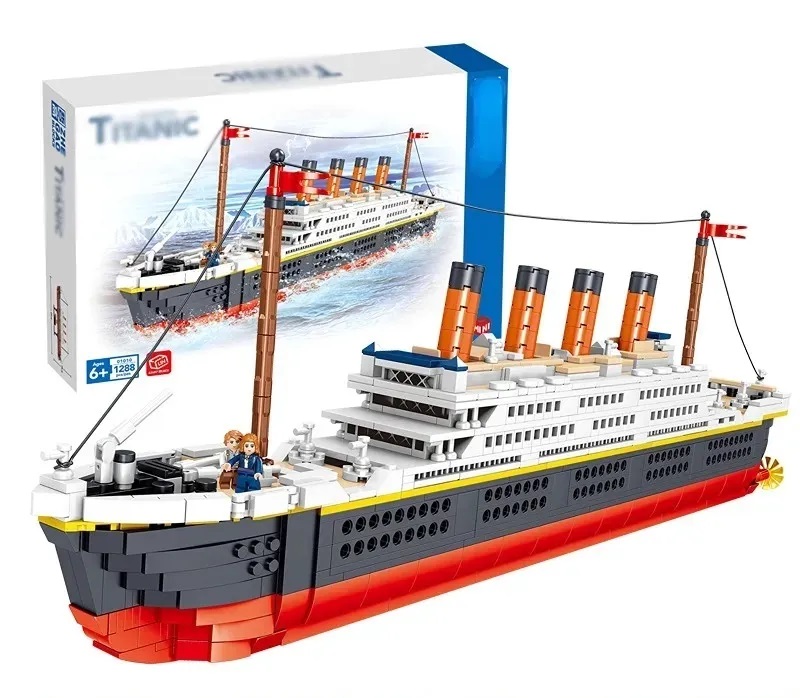 Конструктор корабль Титаник на подставке 1288 деталей спонж капля ideal face на металлической подставке для сушки и хранения