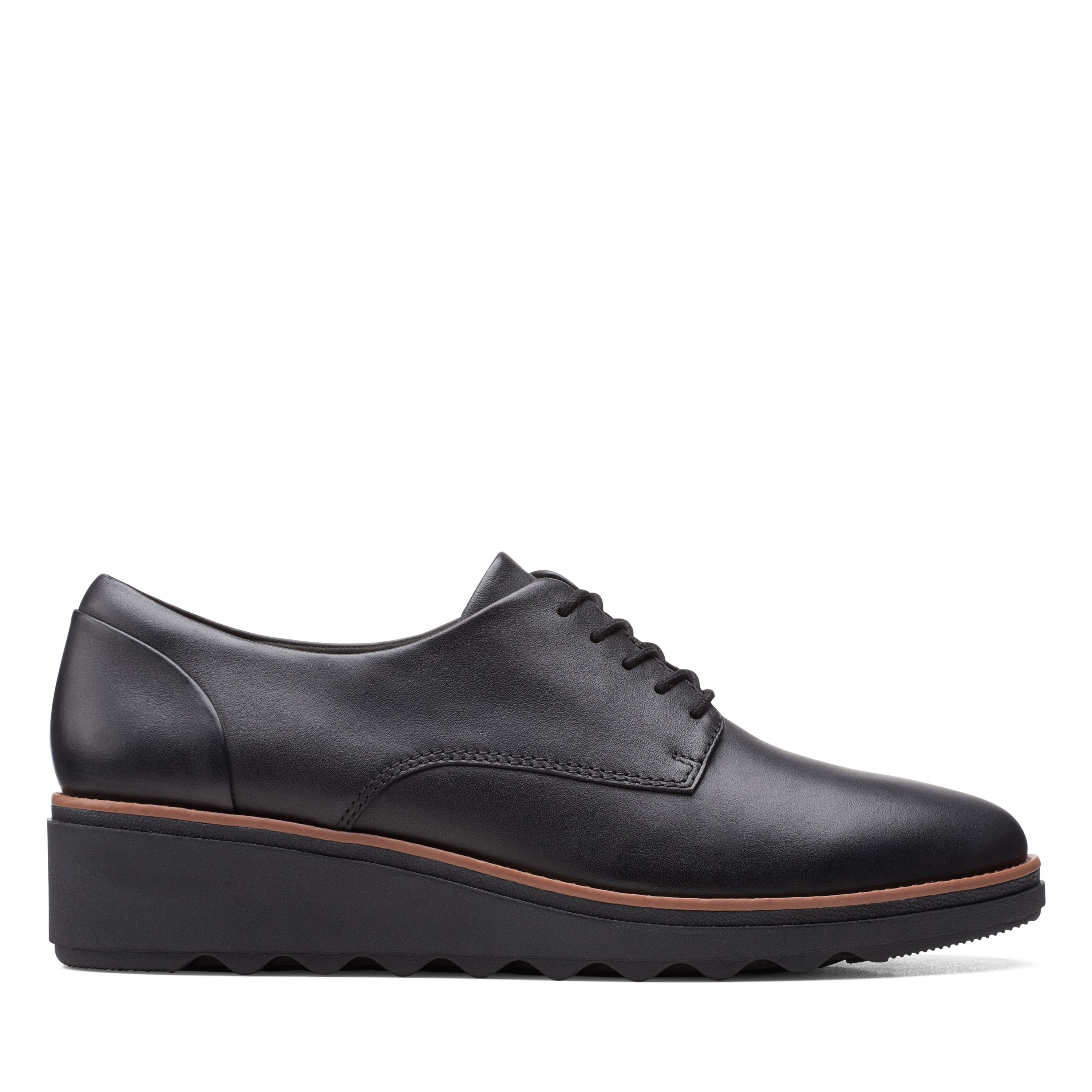 Полуботинки женский Clarks 26155990 черные 37 EU