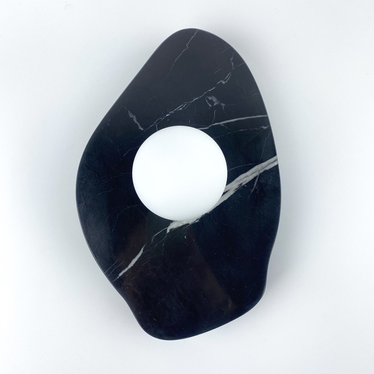 

Настенный светильник Blesslight Blob Sconce C 21506 G9 40Вт