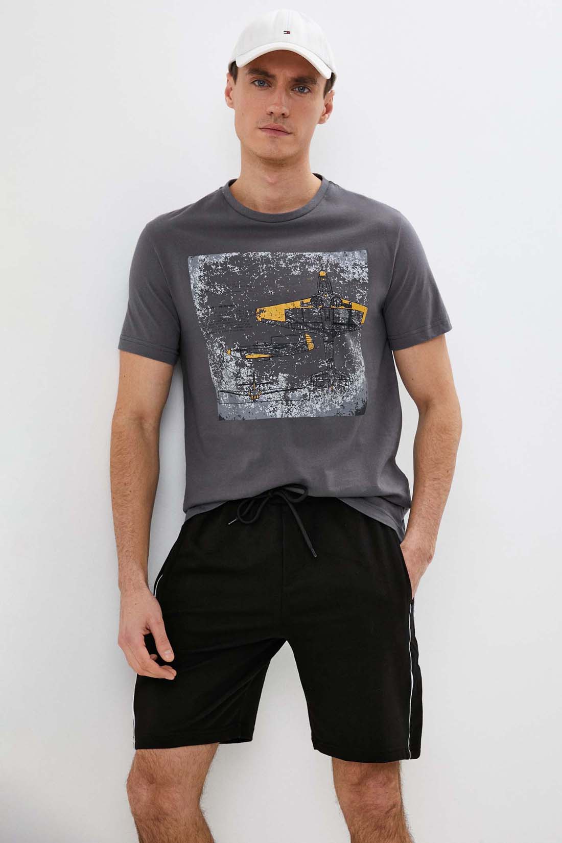 

Футболка мужская Baon B7322051 серая M, B7322051