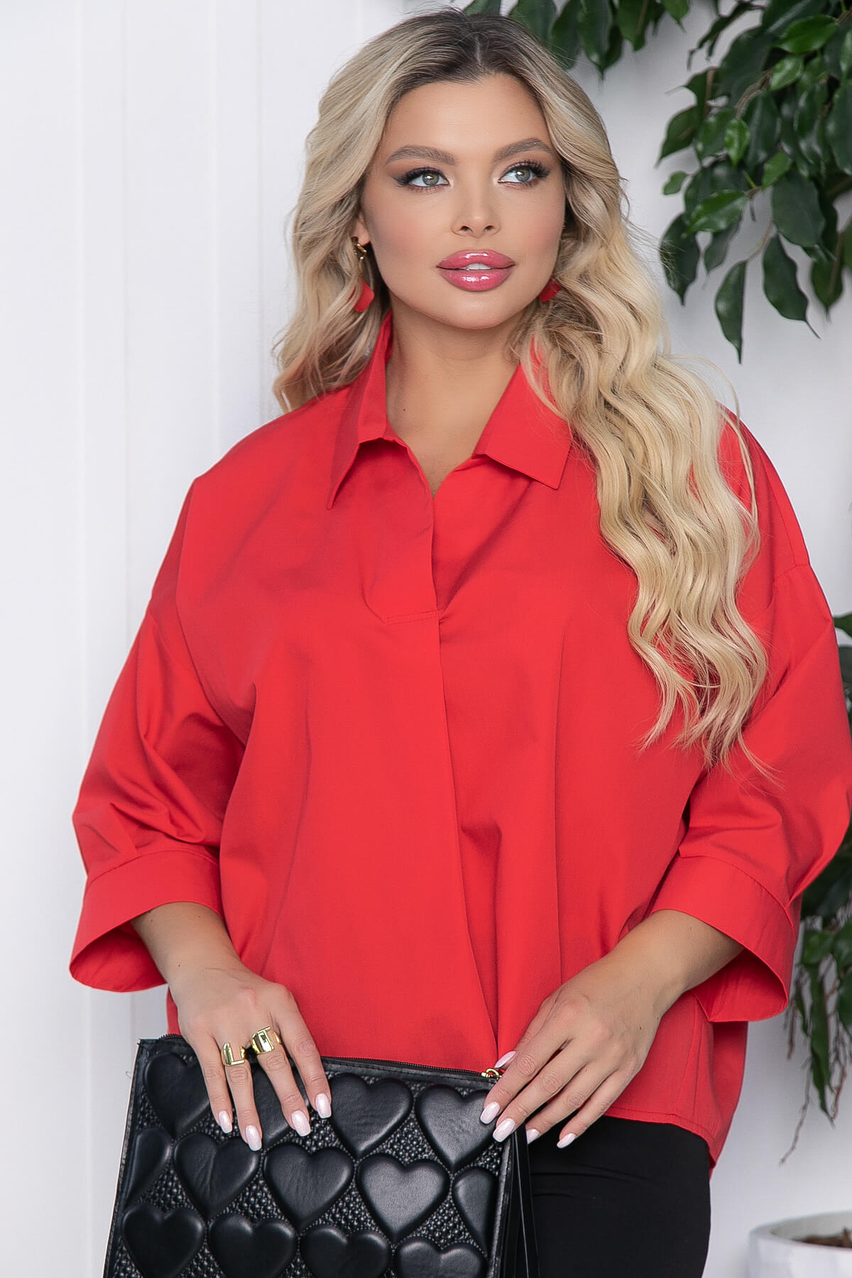 

Блуза женская LT Collection Оверсайз красная 52 RU, Красный, Оверсайз