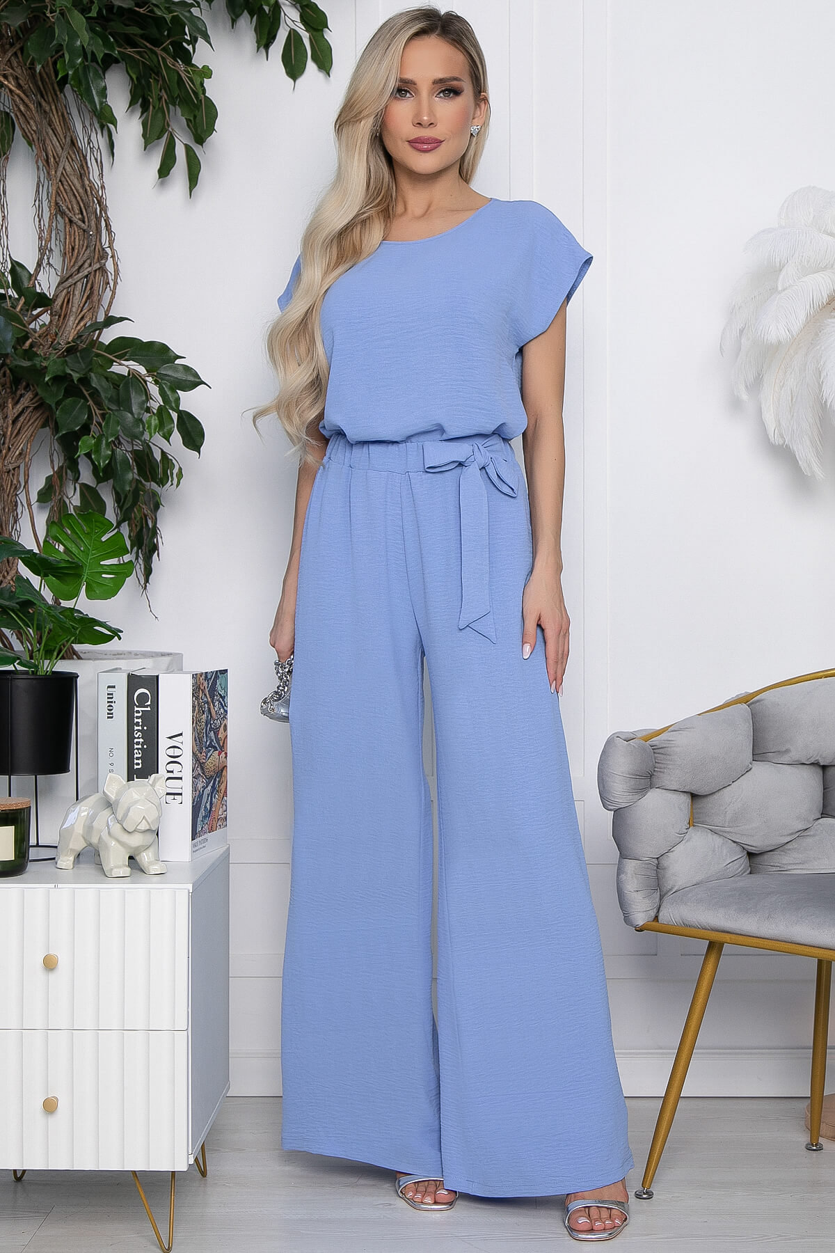 

Костюм женский LT Collection Марица голубой 52 RU, Марица