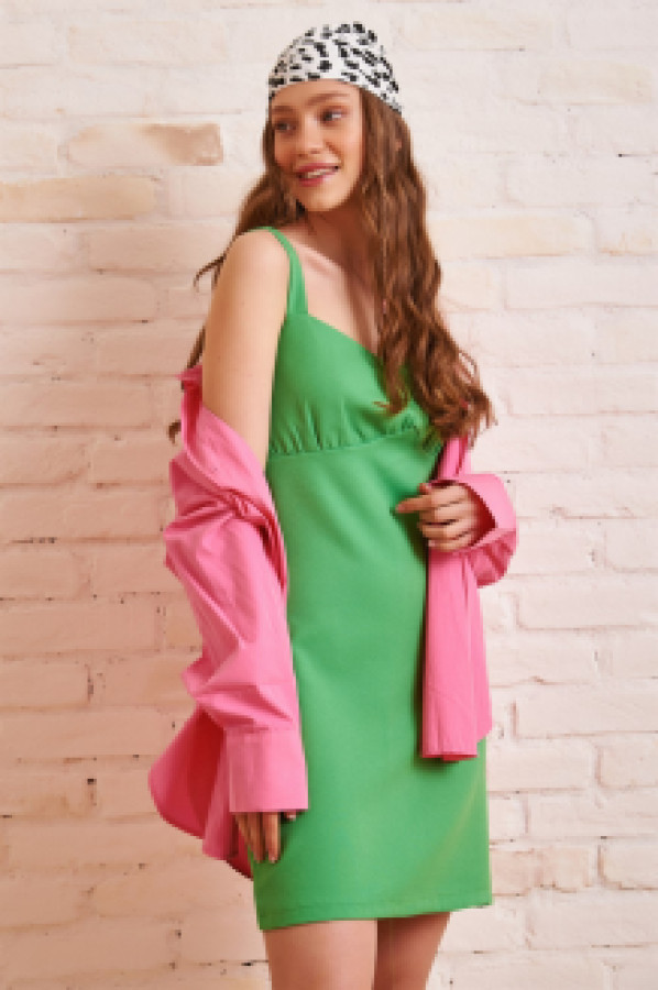 Платье женское NEVER MORE 3831 зеленое M