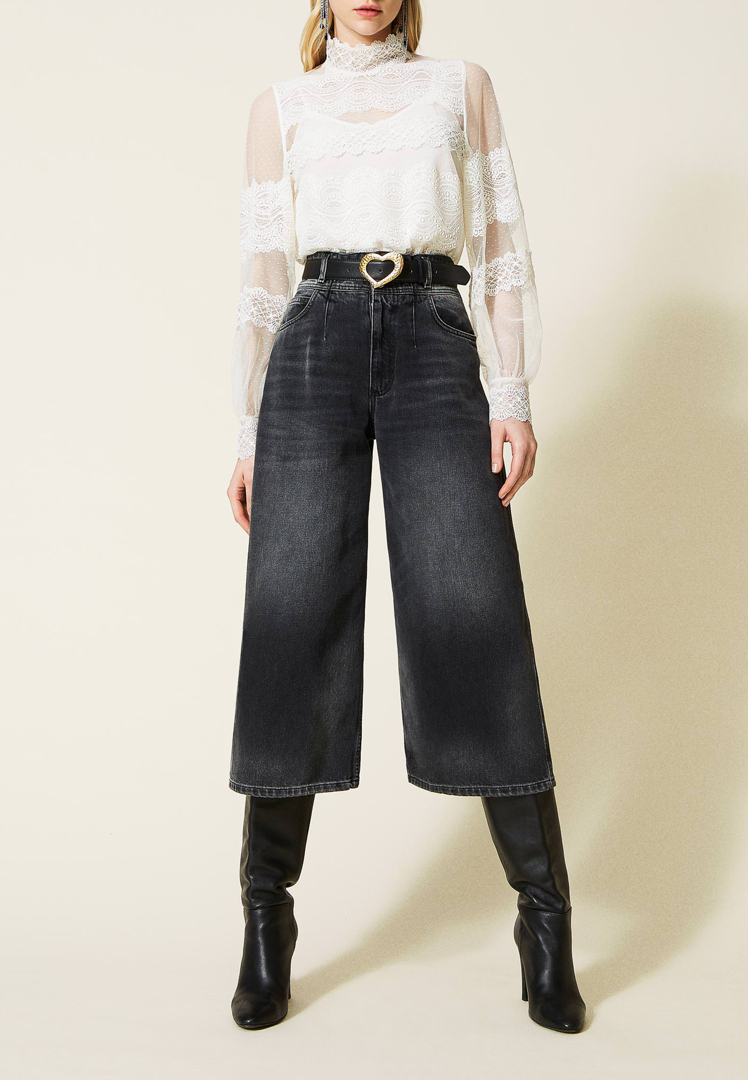 Джинсы женские TWINSET 144843 черные 26